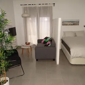 - Jinetes, 23 Aparthotel